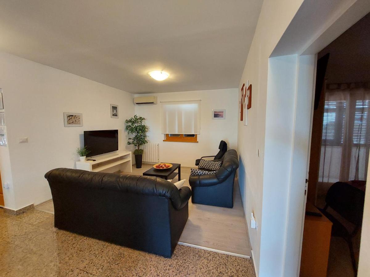 Apartment Luisa Пореч Экстерьер фото