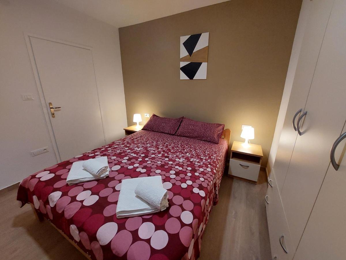 Apartment Luisa Пореч Экстерьер фото